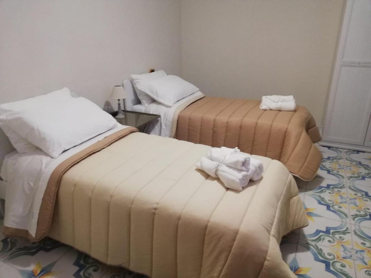 Il Sogno Srls Hotel Airola Bagian luar foto